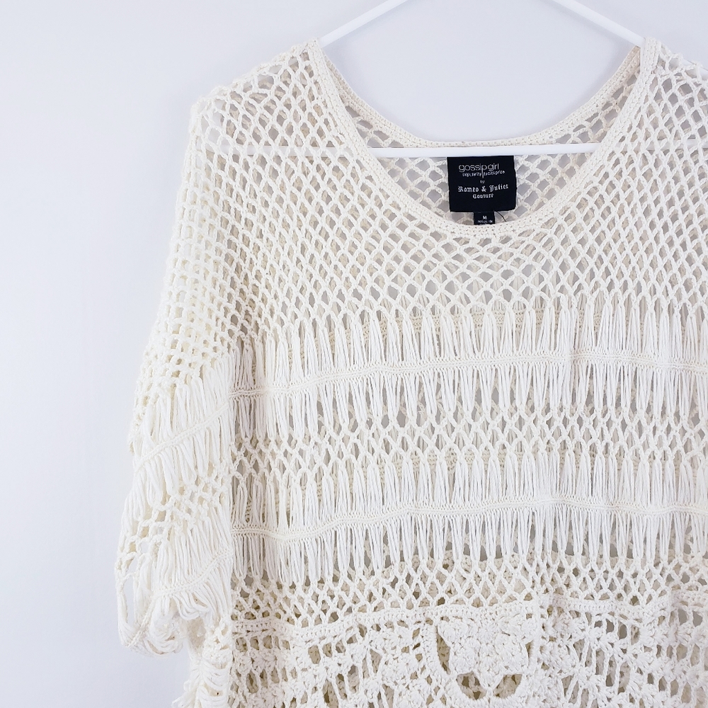 🚫SOLD🚫 Romeo & Juliet Couture Crochet Boho Top - Picture 2 of 6